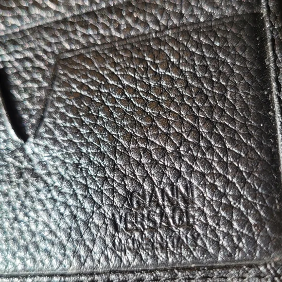 Sold-Versace Bifold Wallet New - Picture 4 of 5